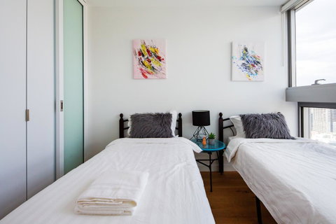UrbanSuite The Wild Rosa Inn - Accommodation in Bendigo 9