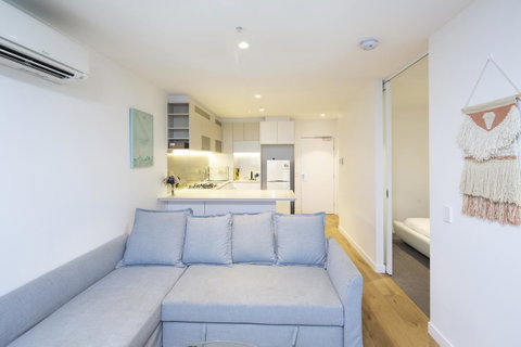 UrbanSuite The Wild Rosa Inn - Accommodation in Bendigo 11