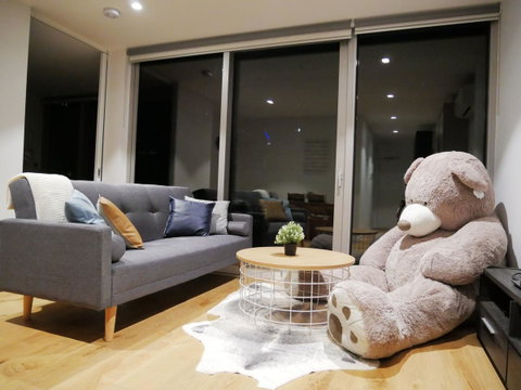 UrbanSuite The Wild Rosa Inn - Accommodation in Bendigo 20