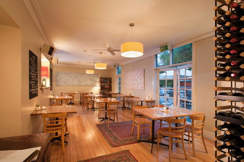 Athelstane House - Accommodation in Bendigo 10