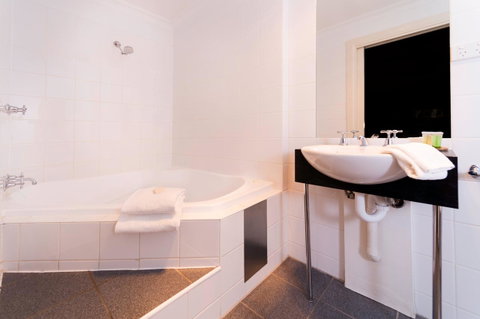 Athelstane House - Accommodation in Bendigo 20