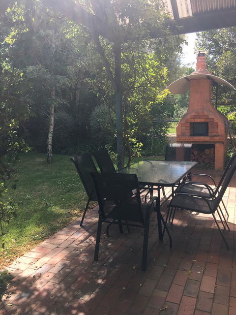 The Orchard House - Accommodation in Bendigo 19