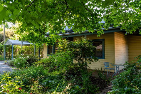 The Orchard House - Accommodation in Bendigo 0