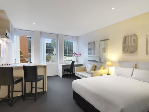 Oaks Melbourne On Collins Suites - Accommodation in Bendigo 0