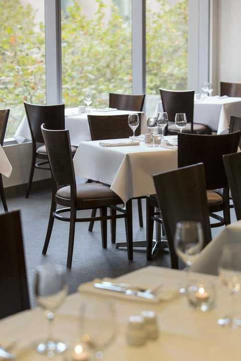 Oaks Melbourne On Collins Suites - Accommodation in Bendigo 10
