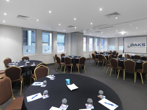 Oaks Melbourne On Collins Suites - Accommodation in Bendigo 13