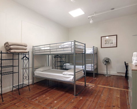 Hotel Claremont Guest House - Accommodation in Bendigo 22