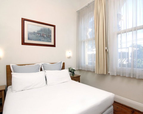 Hotel Claremont Guest House - Accommodation in Bendigo 6