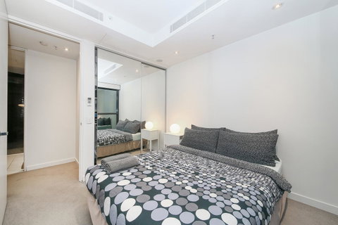 COZY 2BR Suites, FEDERATION SQUARE + FREE Parking - Accommodation in Bendigo 2