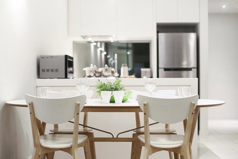 COZY 2BR Suites, FEDERATION SQUARE + FREE Parking - Accommodation in Bendigo 0