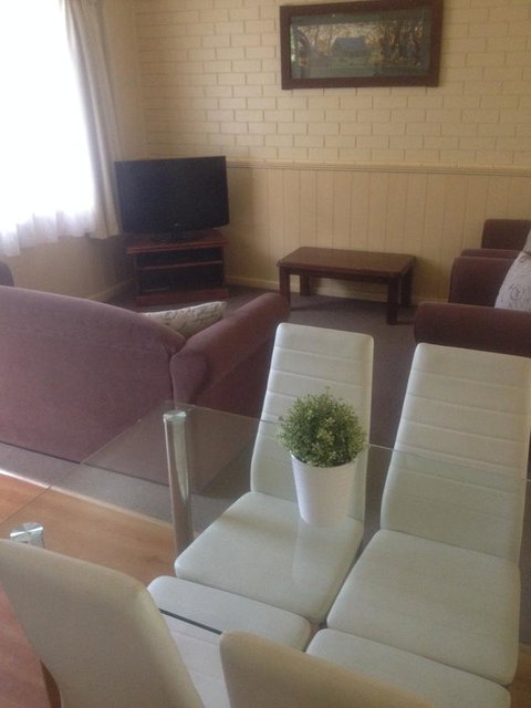 Viewhill Holiday Units - Accommodation in Bendigo 3