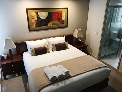 Luxury Abalina Cottages - Accommodation in Bendigo 0