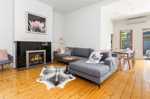 Central Bendigo Cottage, Walk To Everywhere!! - Accommodation in Bendigo 0