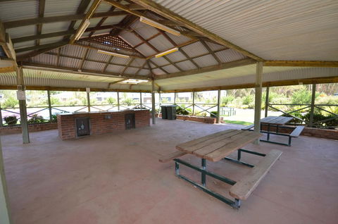 Tasman Holiday Parks - Merool On The Murray - Accommodation in Bendigo 37