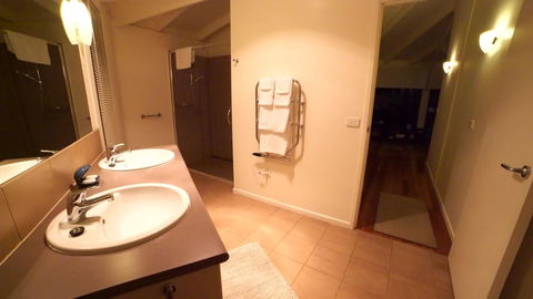 Limosa Rise - Accommodation in Bendigo 4