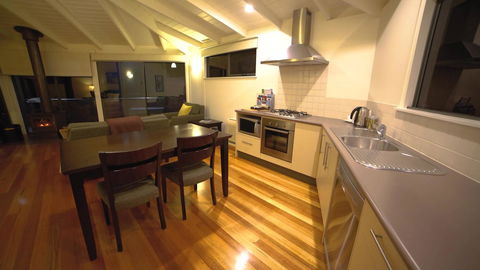 Limosa Rise - Accommodation in Bendigo 6