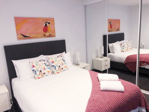 Trendy City Pad Melbourne - Accommodation in Bendigo 2