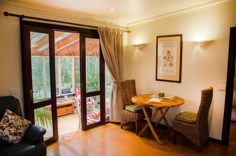 Ashwood Cottages - Accommodation in Bendigo 2