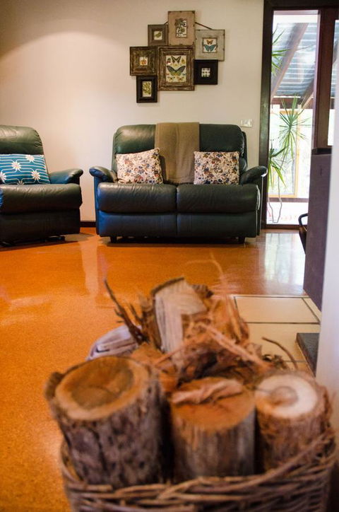 Ashwood Cottages - Accommodation in Bendigo 7