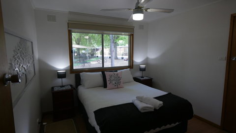 Adina Lodge Holiday Apartments - Accommodation in Bendigo 28
