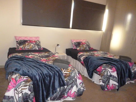 HogmortHomes Neale Street - Accommodation in Bendigo 4
