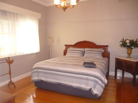 HogmortHomes Neale Street - Accommodation in Bendigo 2