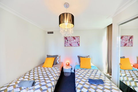 Heart Of CBD Penthouse Apartment - Accommodation in Bendigo 8