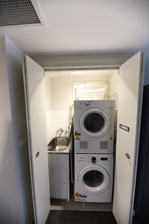 Heart Of CBD Penthouse Apartment - Accommodation in Bendigo 14