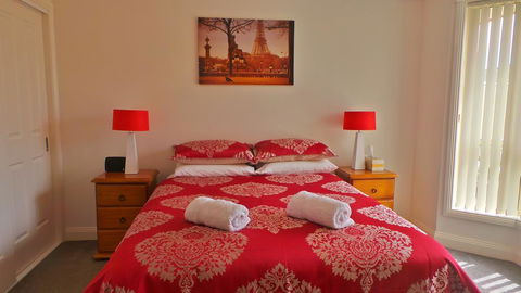 The Bell House - Accommodation in Bendigo 1