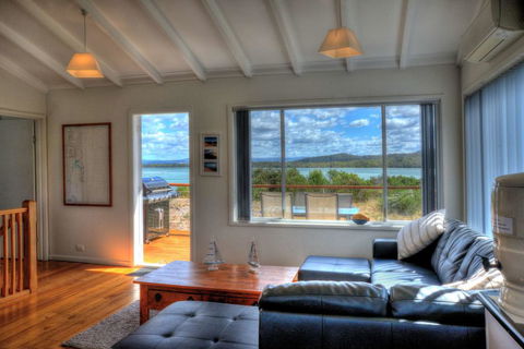 The Blue House - Accommodation in Bendigo 3