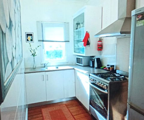 The Boathouse A 3 Bedroom House - Accommodation in Bendigo 2