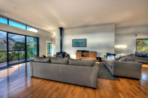 The Bolthole - Accommodation in Bendigo 1