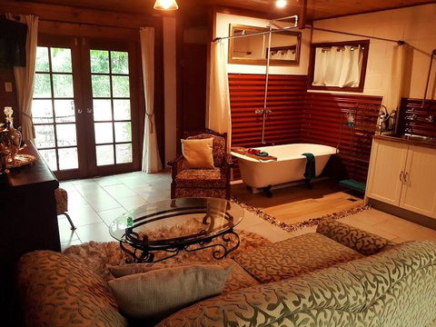 The Cabin - Accommodation in Bendigo 0