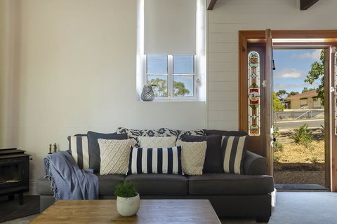 The Chapel - Accommodation in Bendigo 1