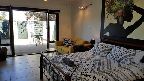 The Courtyard - Accommodation in Bendigo 0