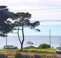 The Esplanade Holiday Home - Accommodation in Bendigo
