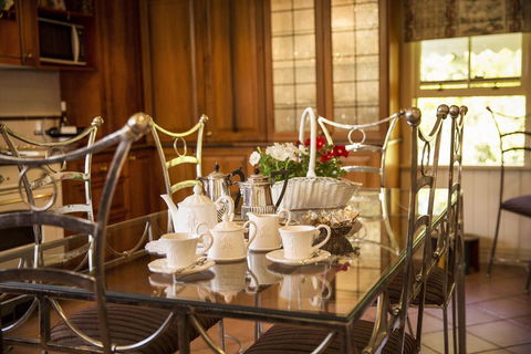 The Falls Montville - Accommodation in Bendigo 1