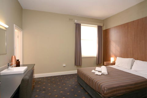 The Formby Hotel - Accommodation in Bendigo 0