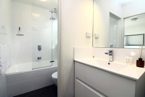 The Ivy - Long Stay Rates, Parking, Balcony - Accommodation in Bendigo 2