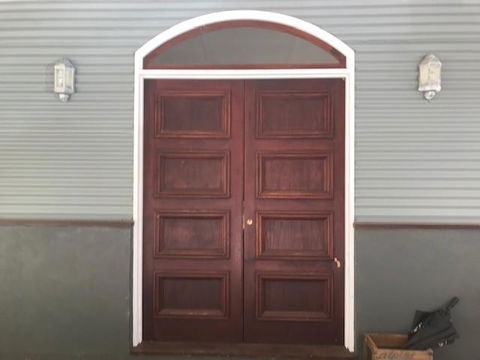 The Lakehouse Manor - Accommodation in Bendigo 1
