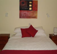 The Lakehouse Manor - Accommodation in Bendigo