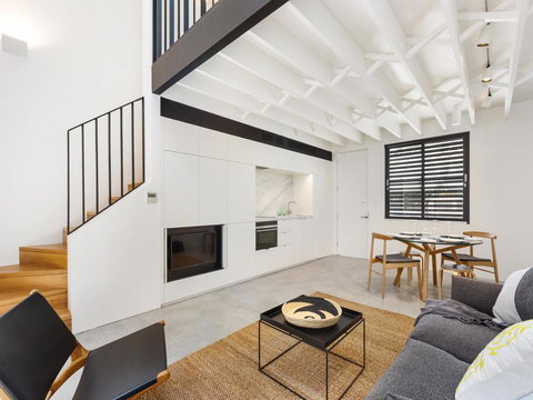 THE LOFT (I687)-L'Abode - Accommodation in Bendigo 3