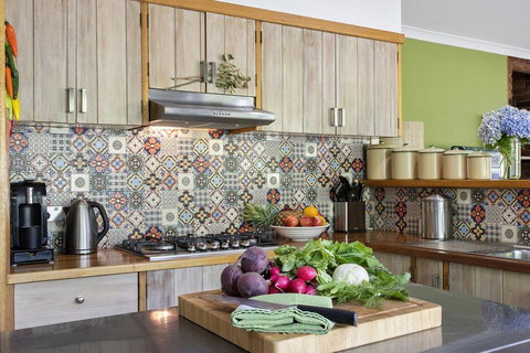 THE MAPLES - Accommodation in Bendigo 0