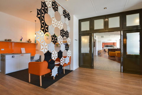 The Plaza Hotel Kalgoorlie - Accommodation in Bendigo 1