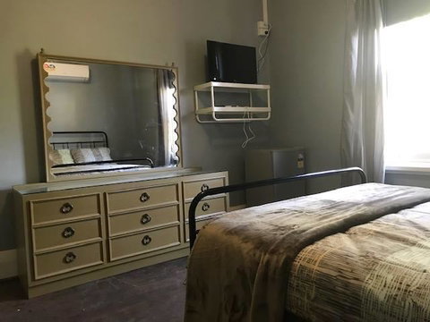 The Quarters @ BDH - Accommodation in Bendigo 2