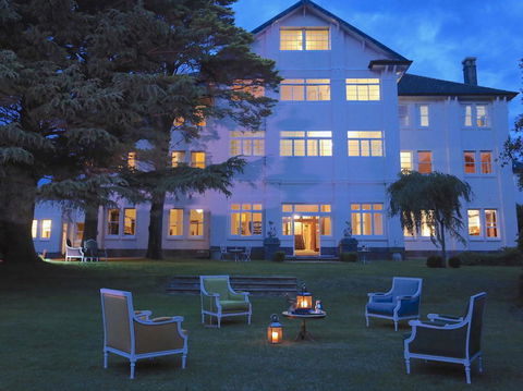 The Robertson Hotel - Accommodation in Bendigo 0