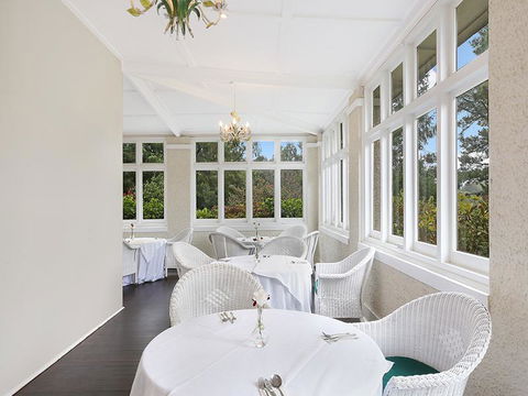 The Robertson Hotel - Accommodation in Bendigo 3