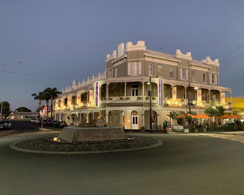 The Rose Hotel & Motel - Accommodation in Bendigo 1