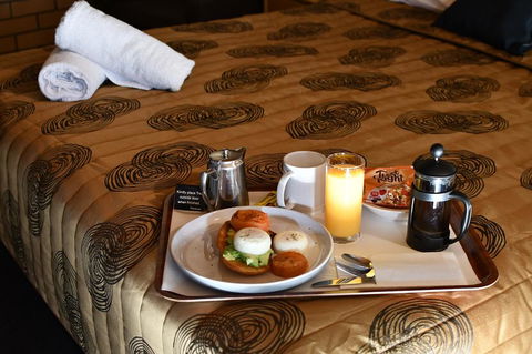 The Town House Motor Inn - Accommodation in Bendigo 2
