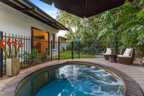 The Tropical Sanctuary - Accommodation in Bendigo 0